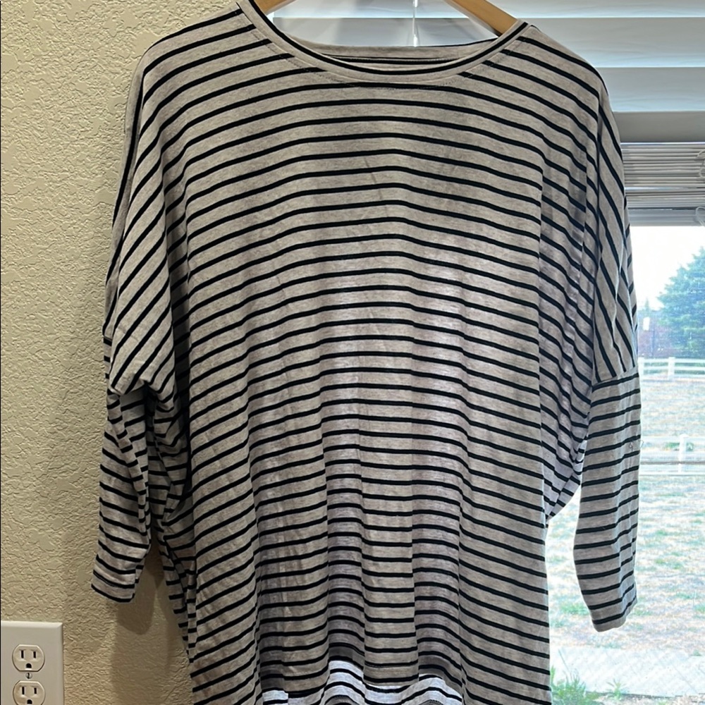 Mersea OS Striped Black and Tan 3/4 Sleeve Catalina Tee